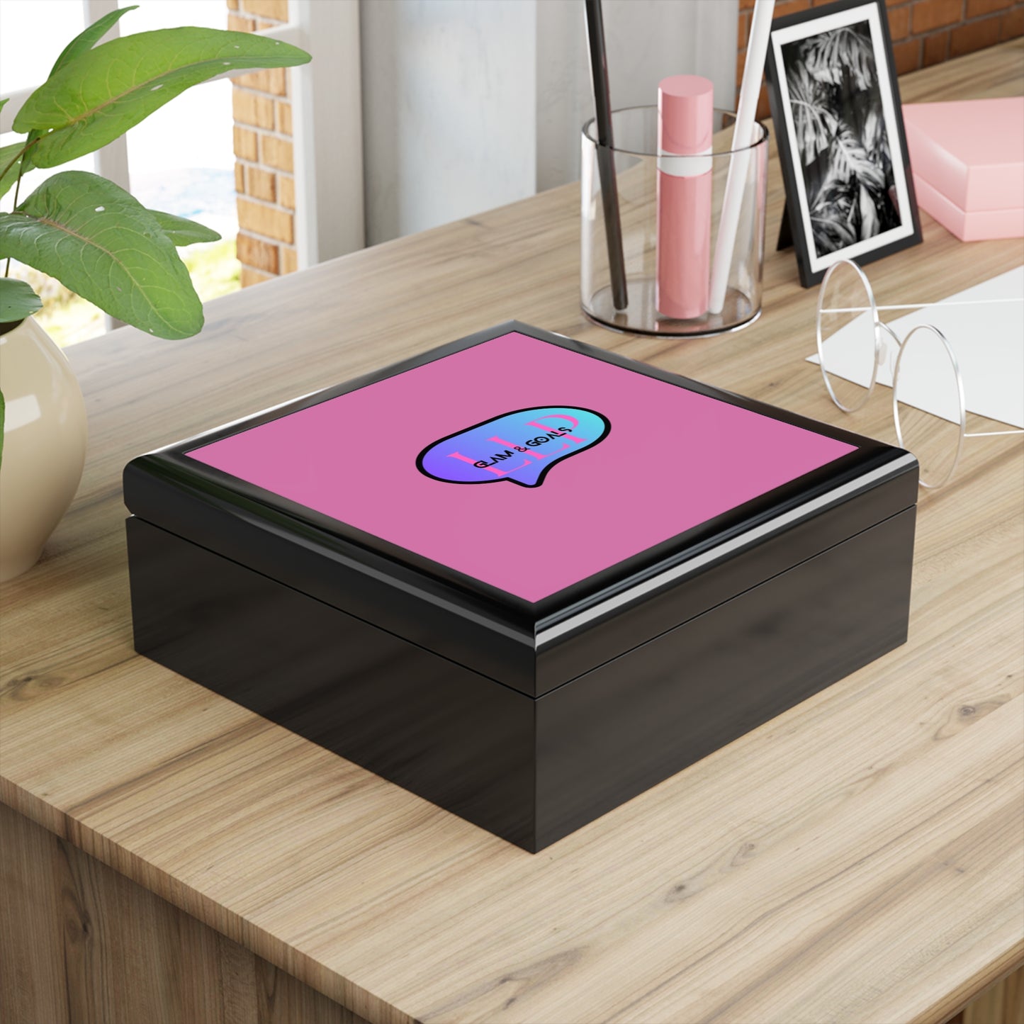 Stylish Jewelry Box with Glam & Goals Design - Perfect for Organizing Accessories