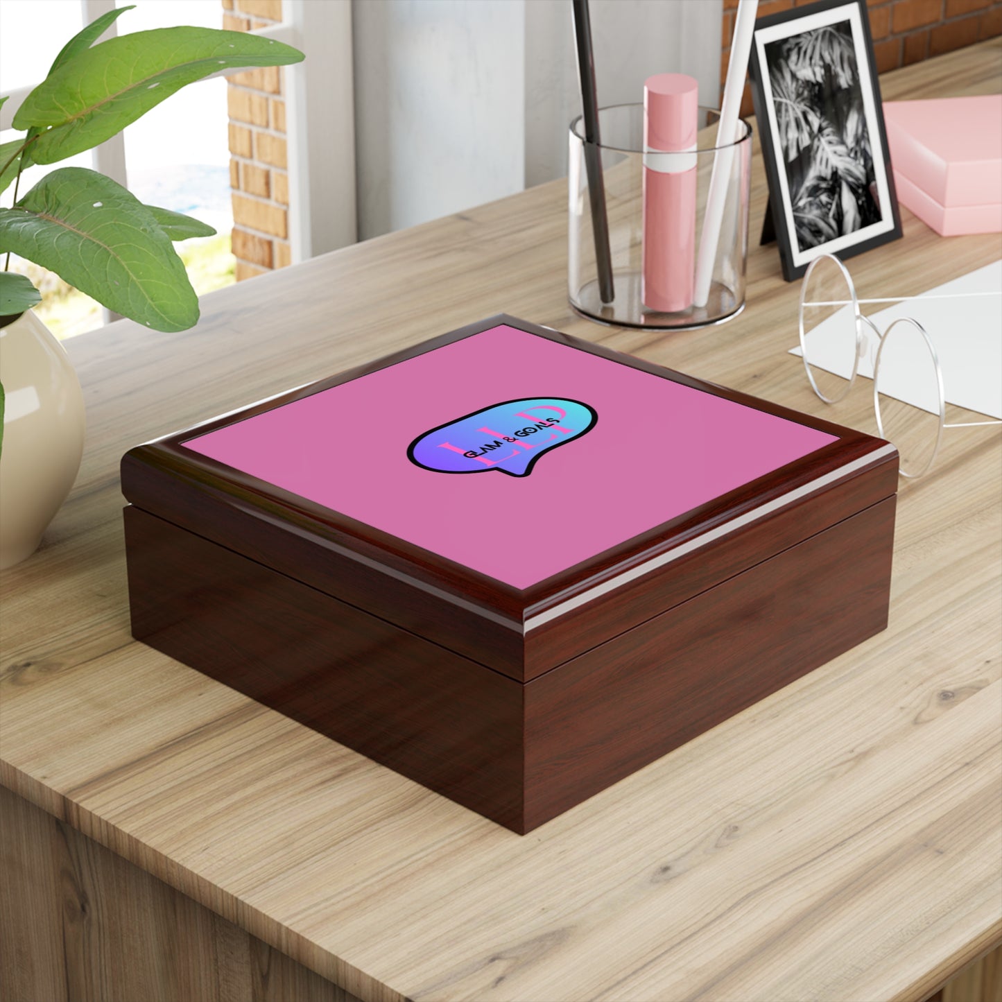 Stylish Jewelry Box with Glam & Goals Design - Perfect for Organizing Accessories